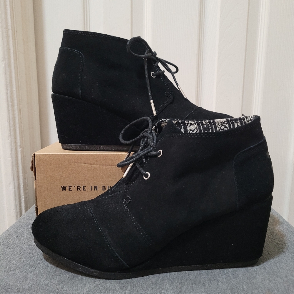 TOMS Wedge Heel